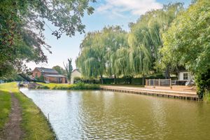 Aynho Road Adderbury